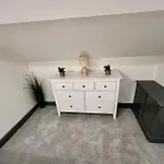 Stylish And Cozy Apartment!